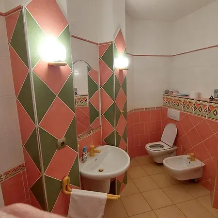 Castle Garden *** Apartment Szombathely Room photo